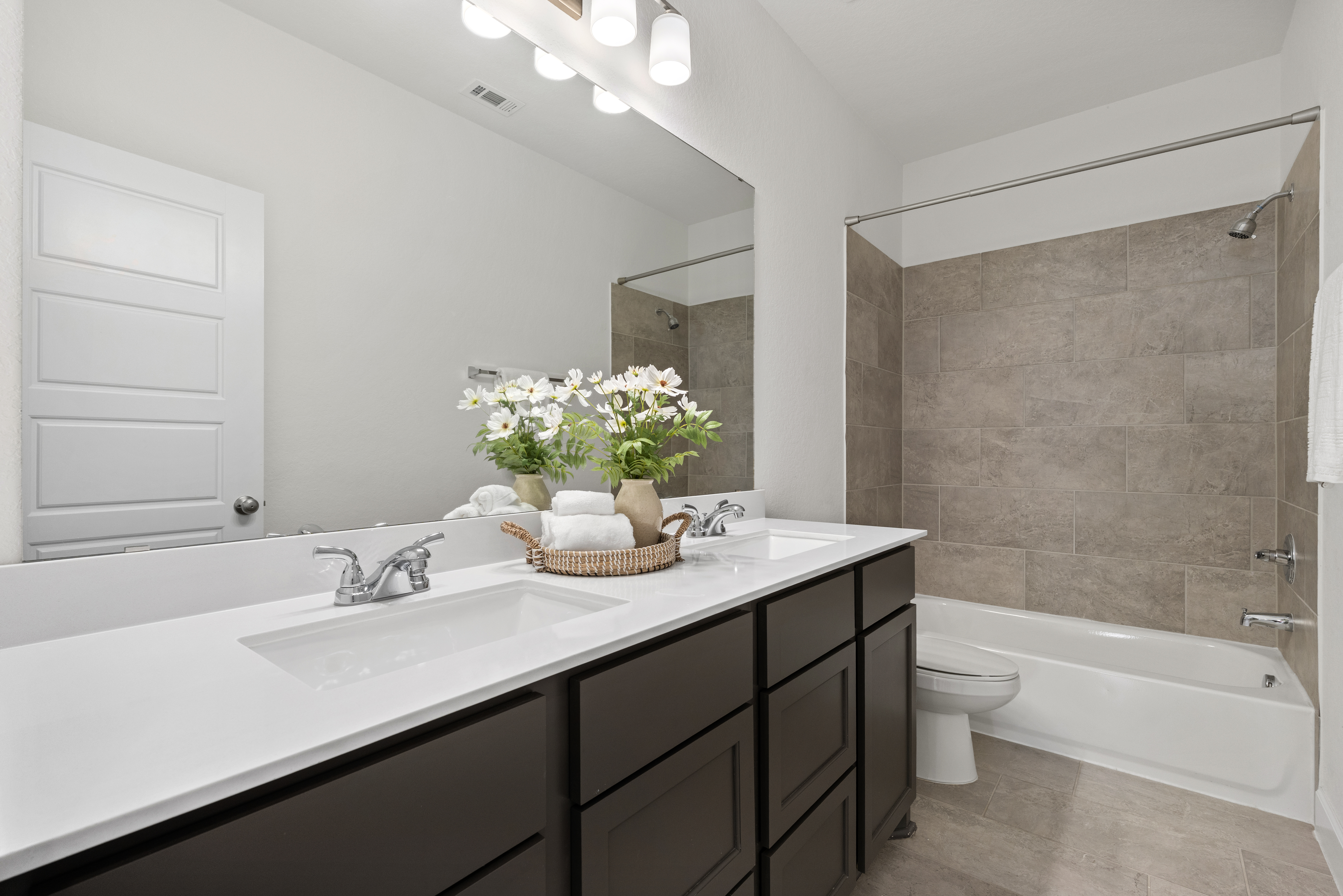  Thoughtfully Designed Perry Home in Weston Oaks - 物件實景