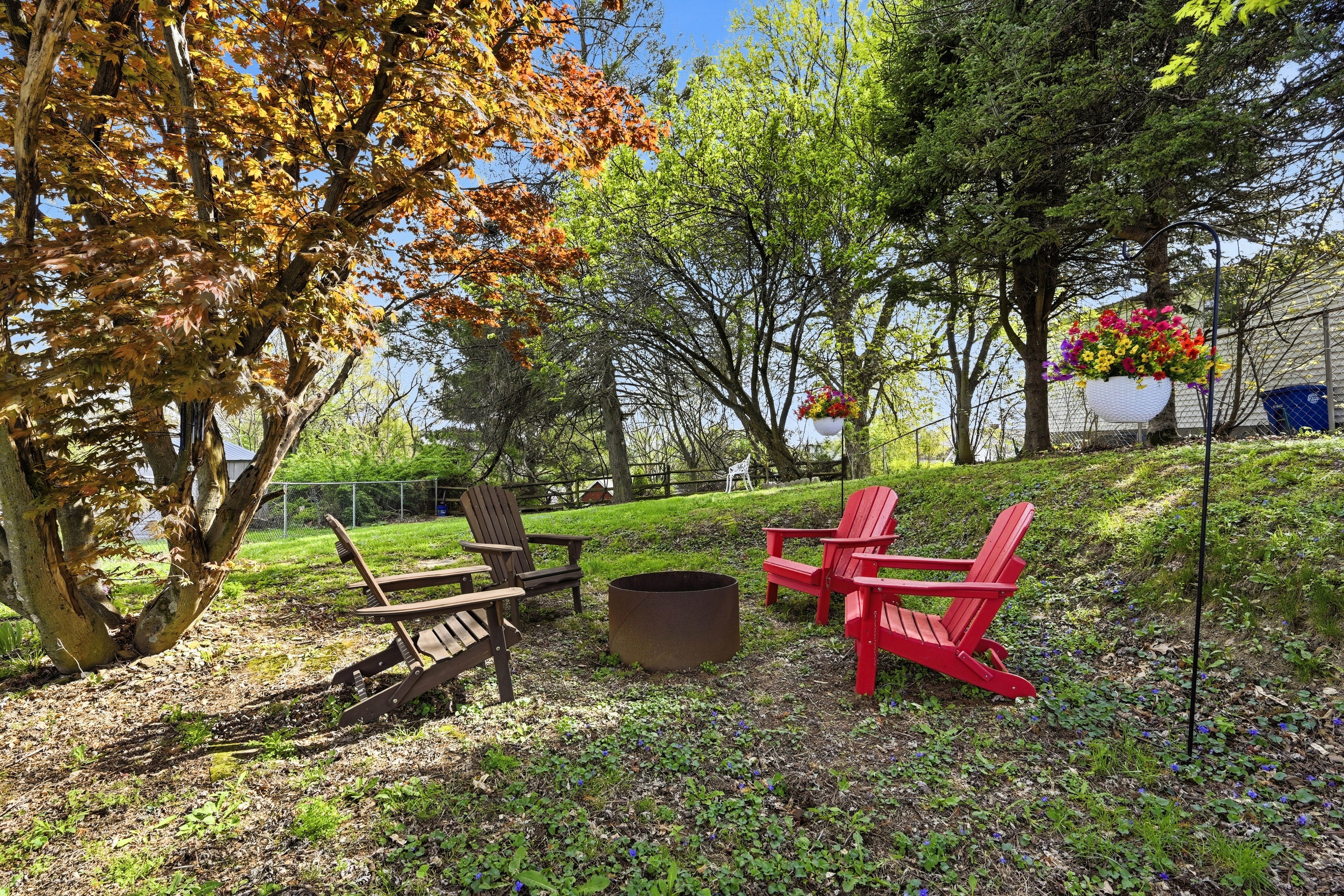  27 Flora Road, Pittsburgh, PA 15227 - 物件實景