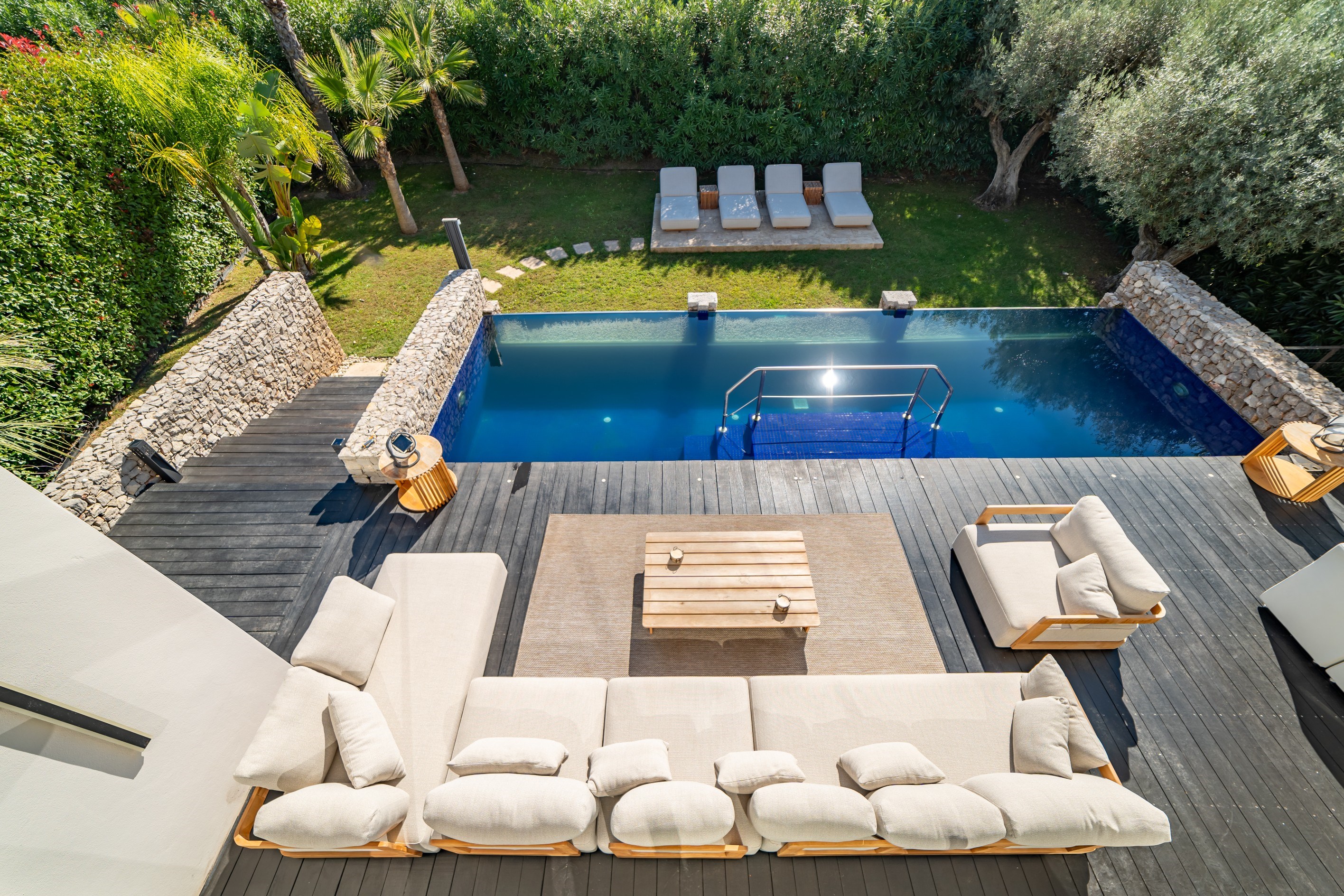  Elegance and transparency are the watchwords of this resolutely contemporary vi… - 物件實景