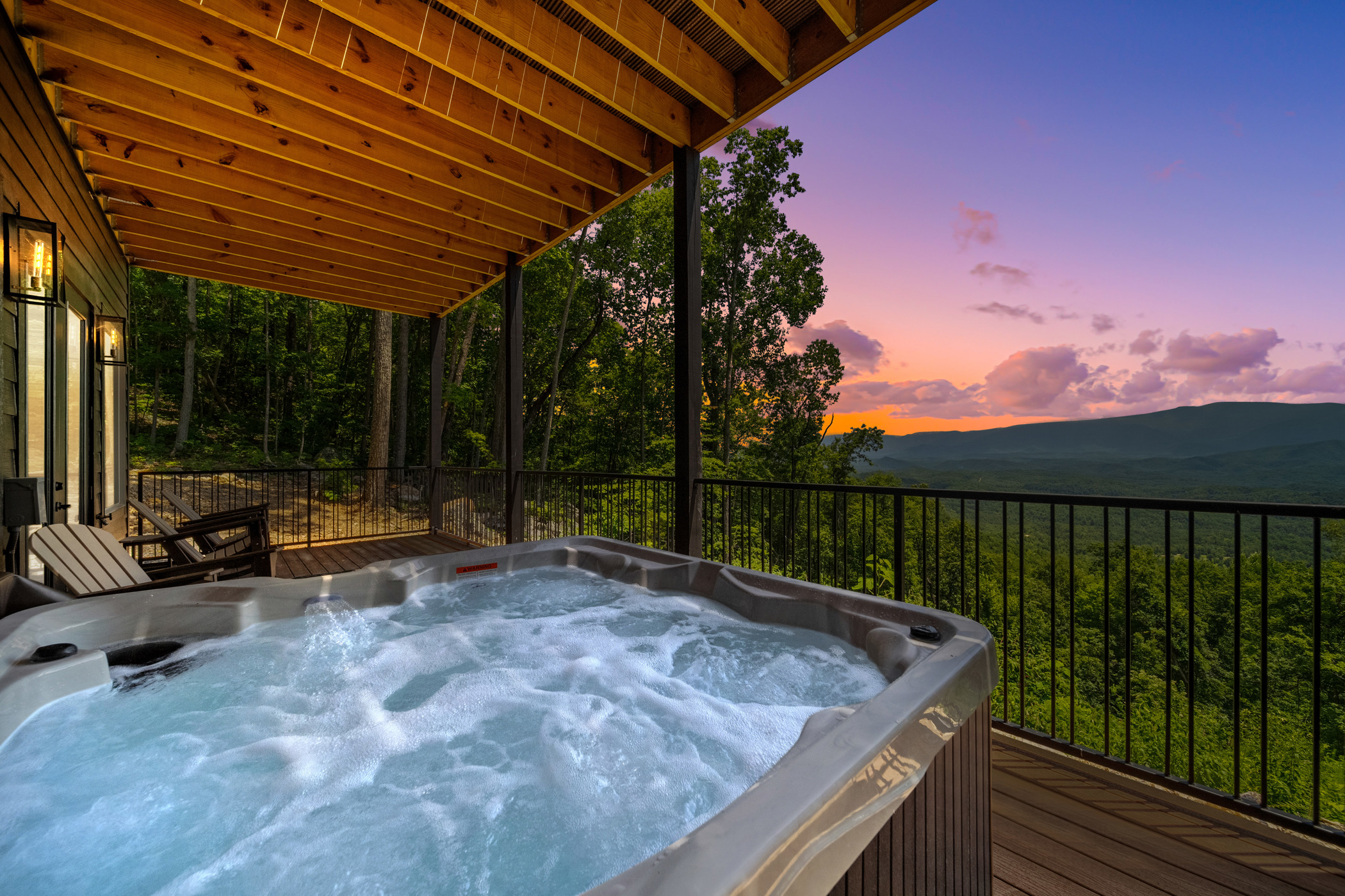 Sevierville, Tennessee, 37862, United States, 5 Bedrooms Bedrooms, ,6 BathroomsBathrooms,Residential,For Sale,1914652