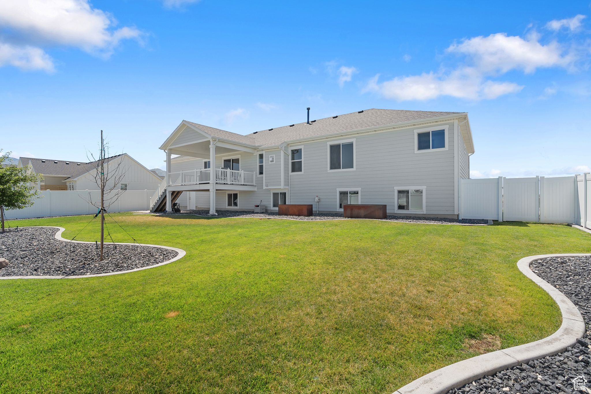 Tremonton, Utah, 84337, United States, 3 Bedrooms Bedrooms, ,2 BathroomsBathrooms,Residential,For Sale,1898786