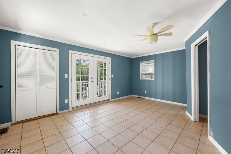 Rockaway Twp., New Jersey, 07005, United States, 9 Bedrooms Bedrooms, ,4 BathroomsBathrooms,Residential,For Sale,1979468