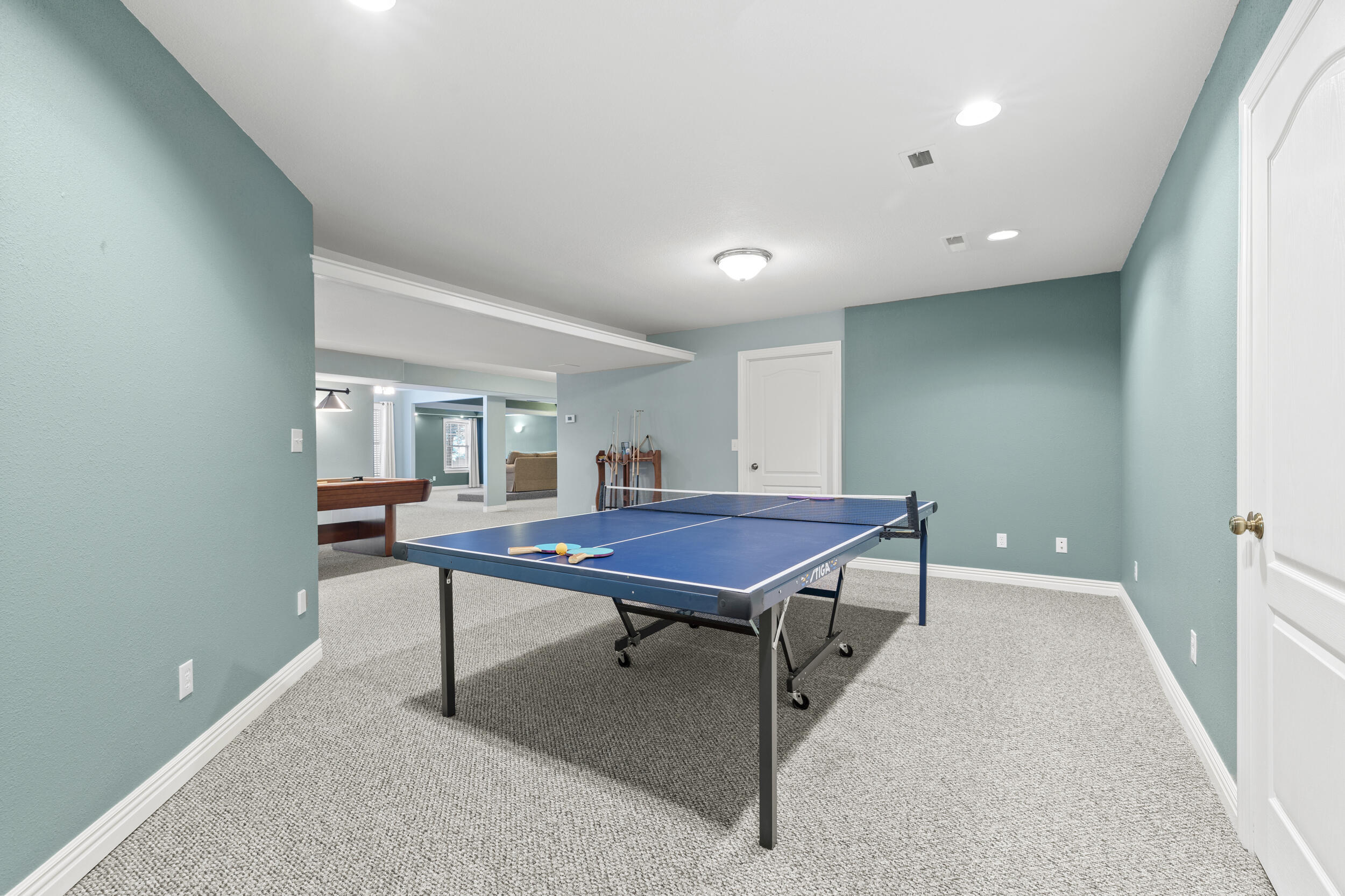 Kimberling City, Missouri, 65686, United States, 5 Bedrooms Bedrooms, ,4 BathroomsBathrooms,Residential,For Sale,1883483