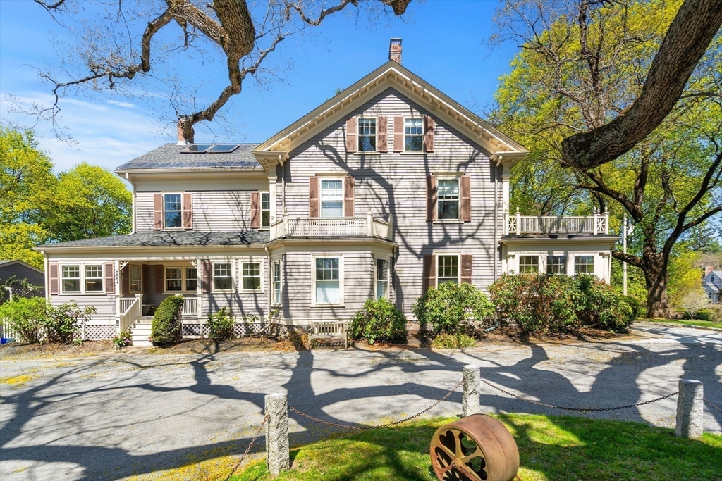 Lexington, Massachusetts, 02421, United States, 4 Bedrooms Bedrooms, ,3 BathroomsBathrooms,Residential,For Sale,1991993