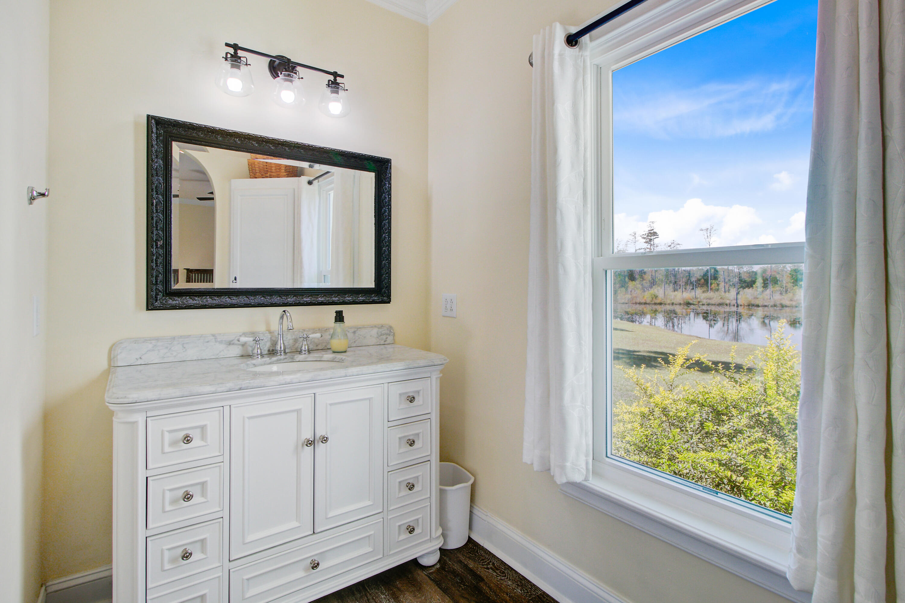 Cross, South Carolina, 29436, United States, 4 Bedrooms Bedrooms, ,3 BathroomsBathrooms,Residential,For Sale,1992832