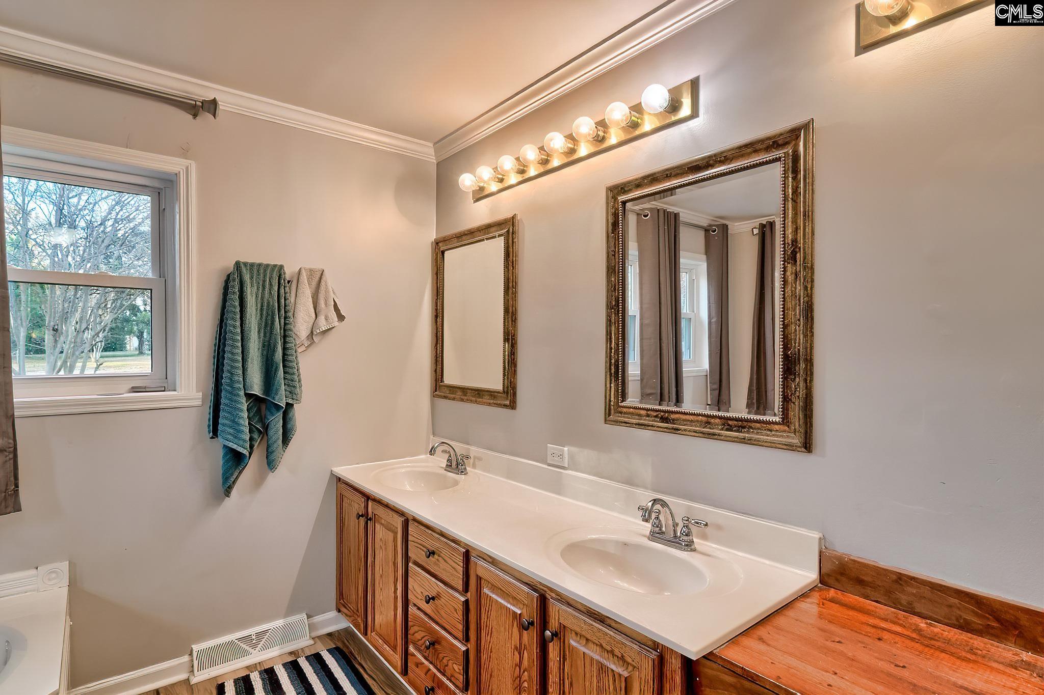 Chapin, South Carolina, 29036, United States, 4 Bedrooms Bedrooms, ,3 BathroomsBathrooms,Residential,For Sale,1999550