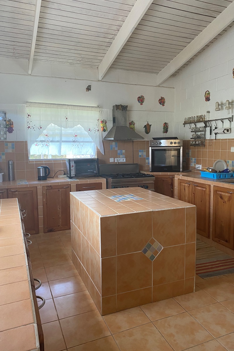 Beach Place, St Patrick, GD, 6 Bedrooms Bedrooms, ,5 BathroomsBathrooms,Residential,For Sale,Beach Place,1462540