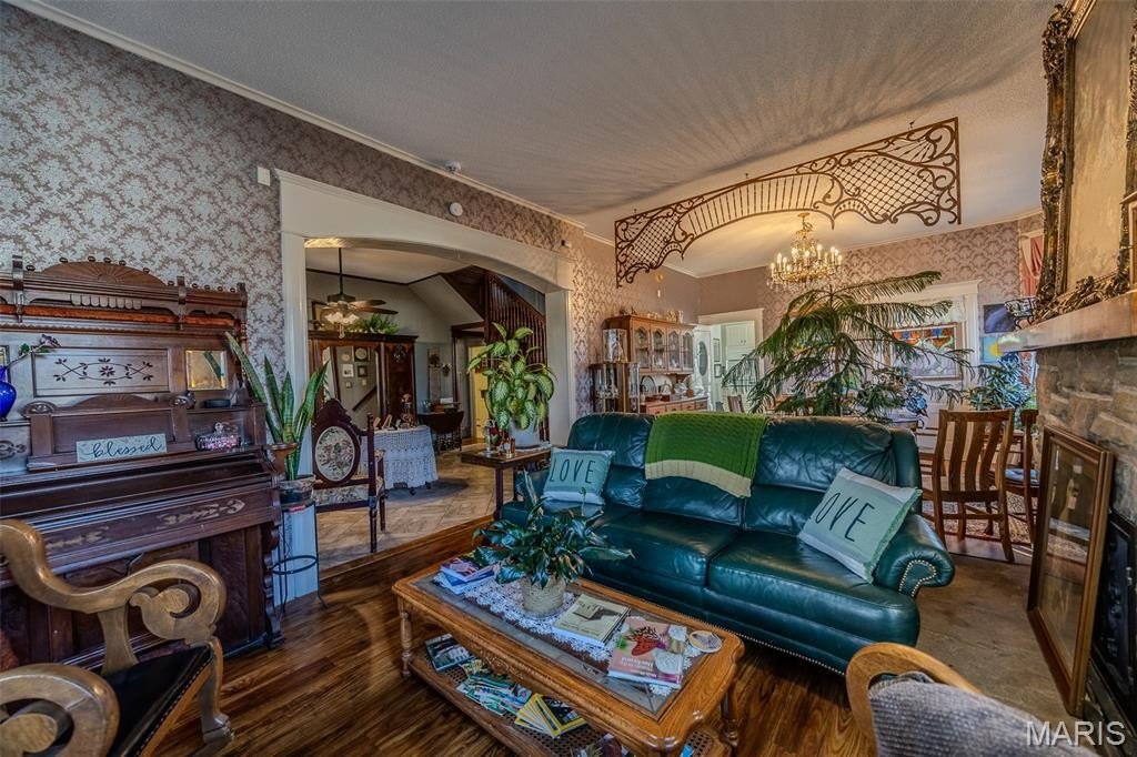 Lebanon, Missouri, 65536, United States, 3 Bedrooms Bedrooms, ,4 BathroomsBathrooms,Residential,For Sale,2017638