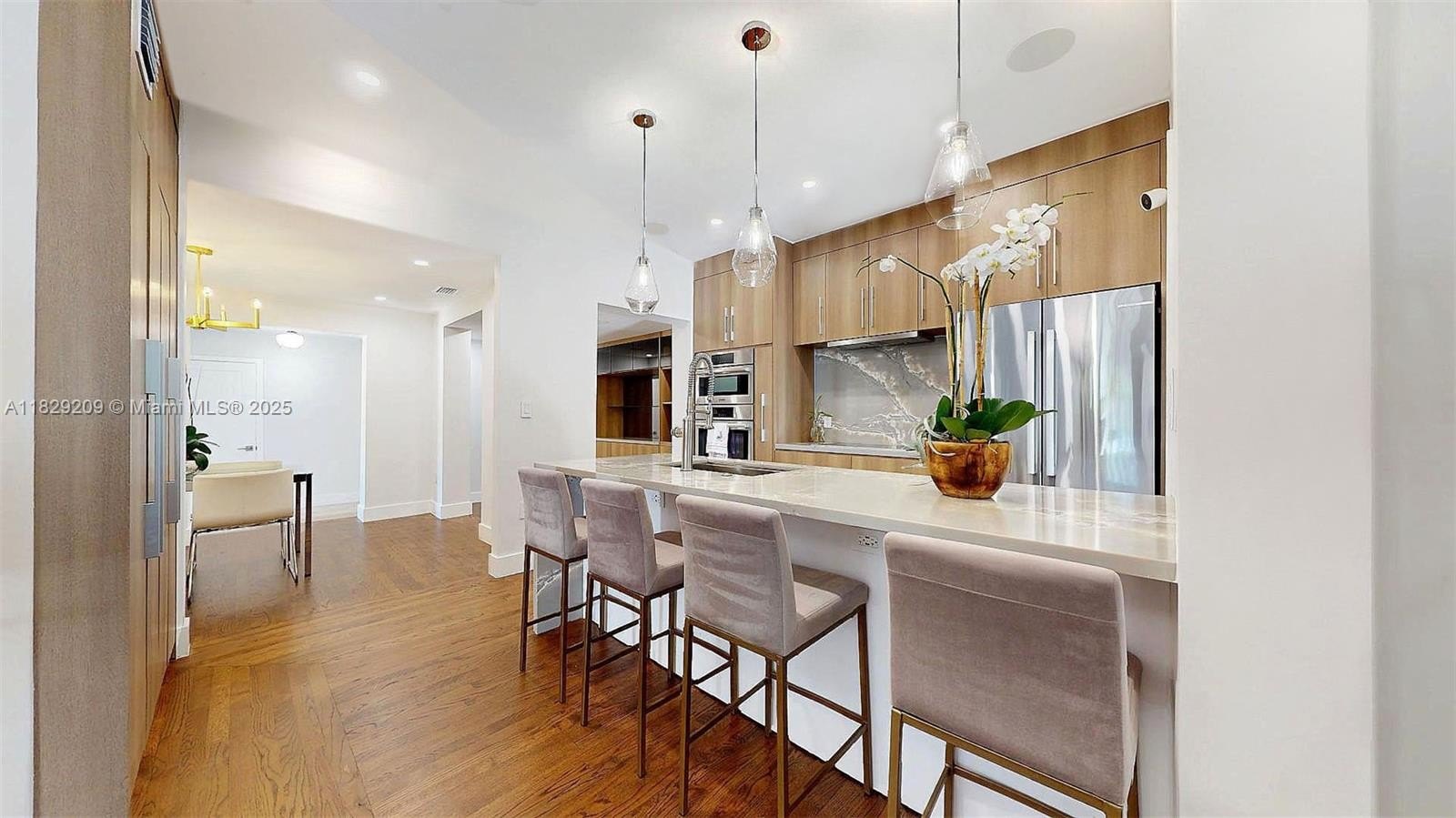 Coral Gables, Florida, 33134, United States, 4 Bedrooms Bedrooms, ,3 BathroomsBathrooms,Residential,For Sale,1976350