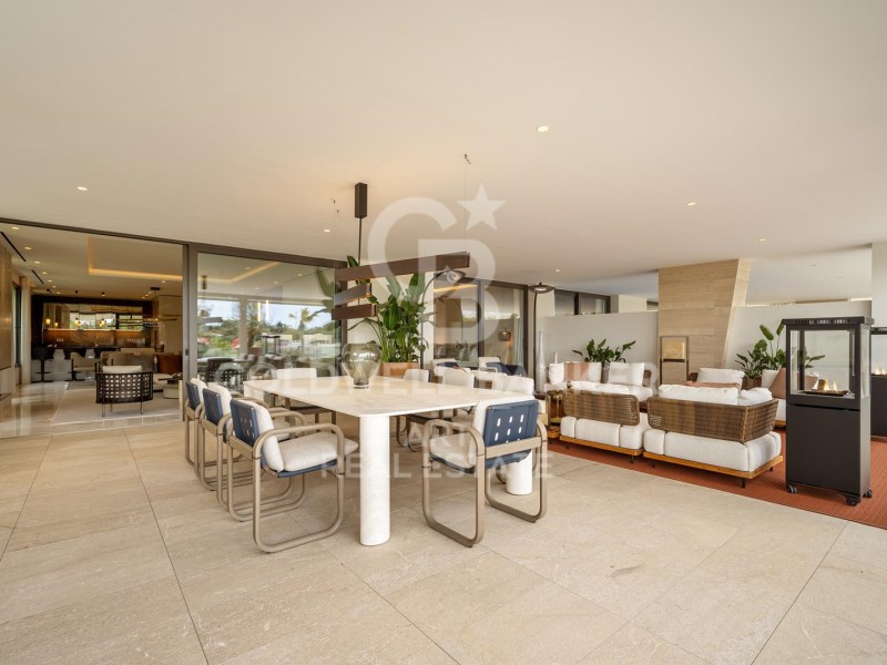 Marbella, Andalusia, ES, 5 Bedrooms Bedrooms, ,5 BathroomsBathrooms,Residential,For Sale,1932954