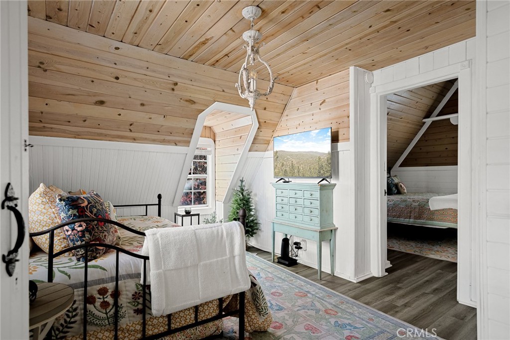 Lake Arrowhead, California, 92352, United States, 3 Bedrooms Bedrooms, ,2 BathroomsBathrooms,Residential,For Sale,1984793