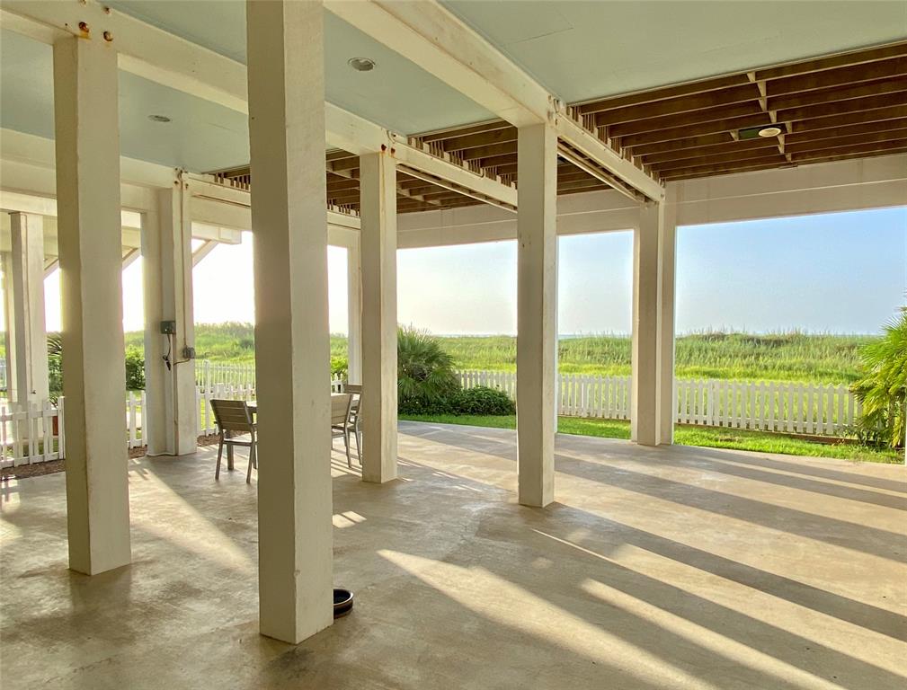 1757 Seaside Drive, Galveston, Texas, 77550, United States, 6 Bedrooms Bedrooms, ,6 BathroomsBathrooms,Residential,For Sale,1757 Seaside Drive,1628468