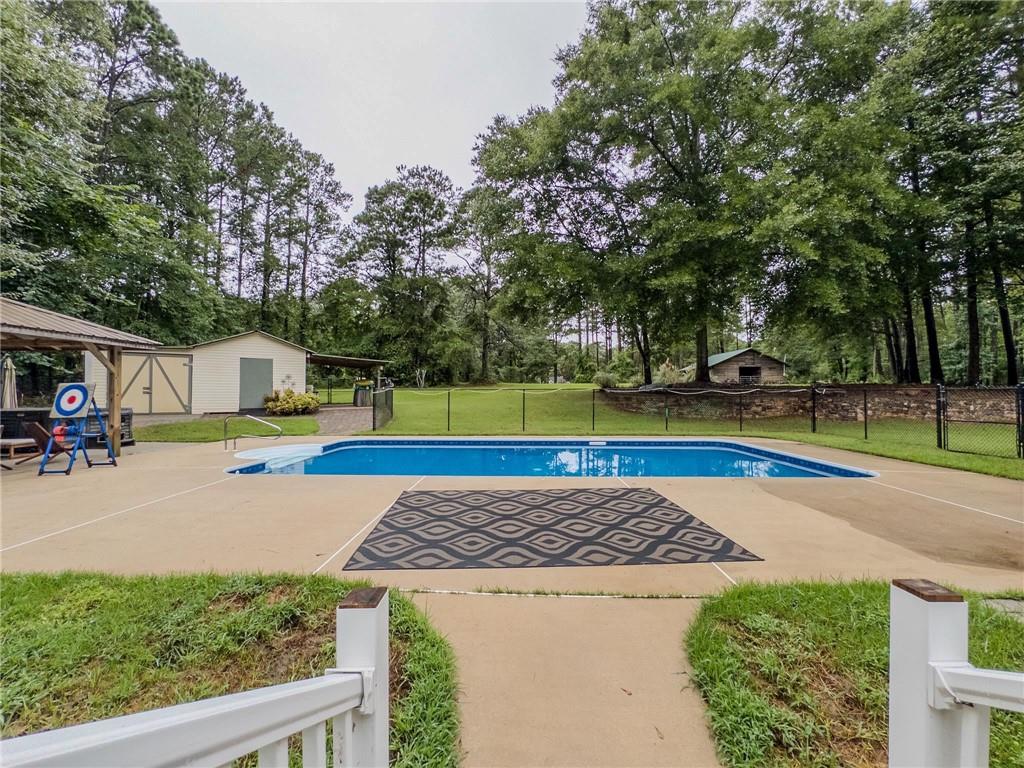 Senoia, Georgia, 30276, United States, 3 Bedrooms Bedrooms, ,3 BathroomsBathrooms,Residential,For Sale,1912079