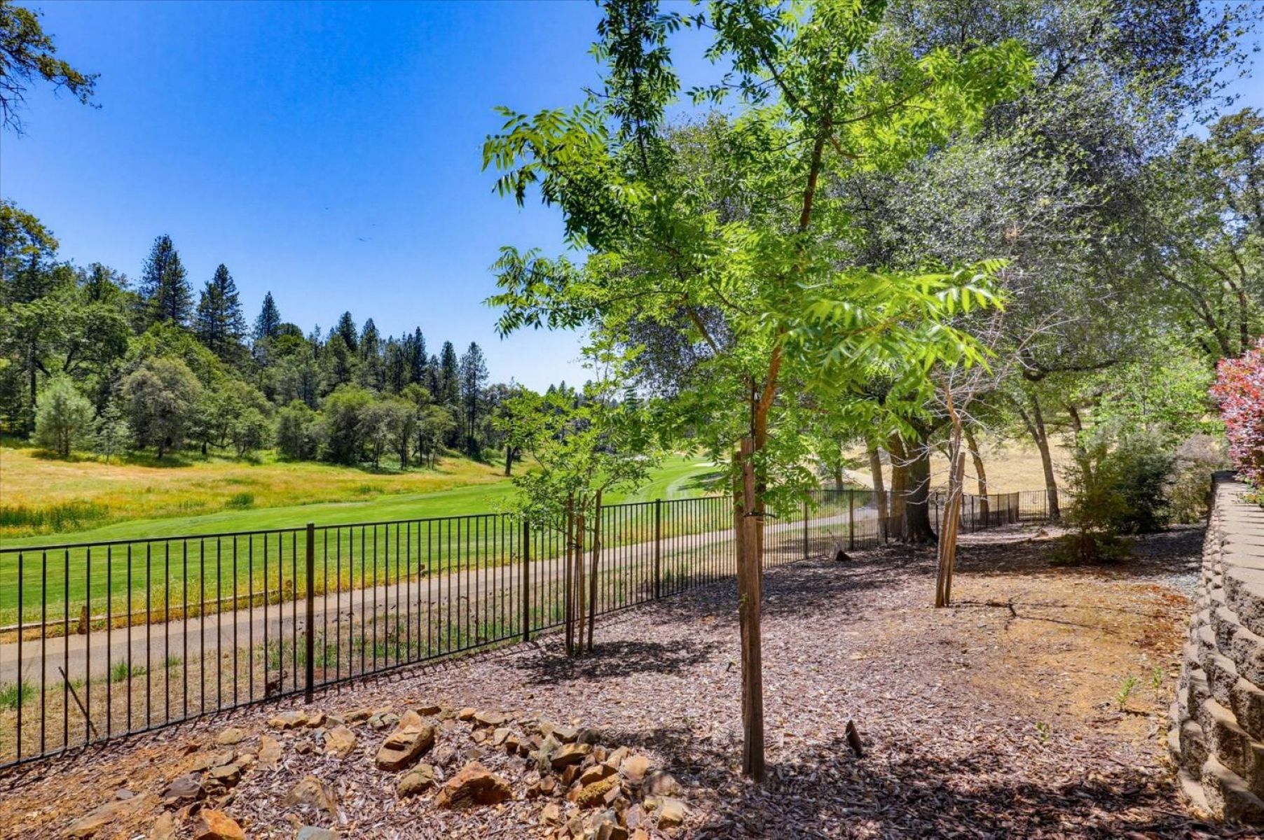  13056 Austin Forest Circle, Auburn, CA 95602 - 物件實景