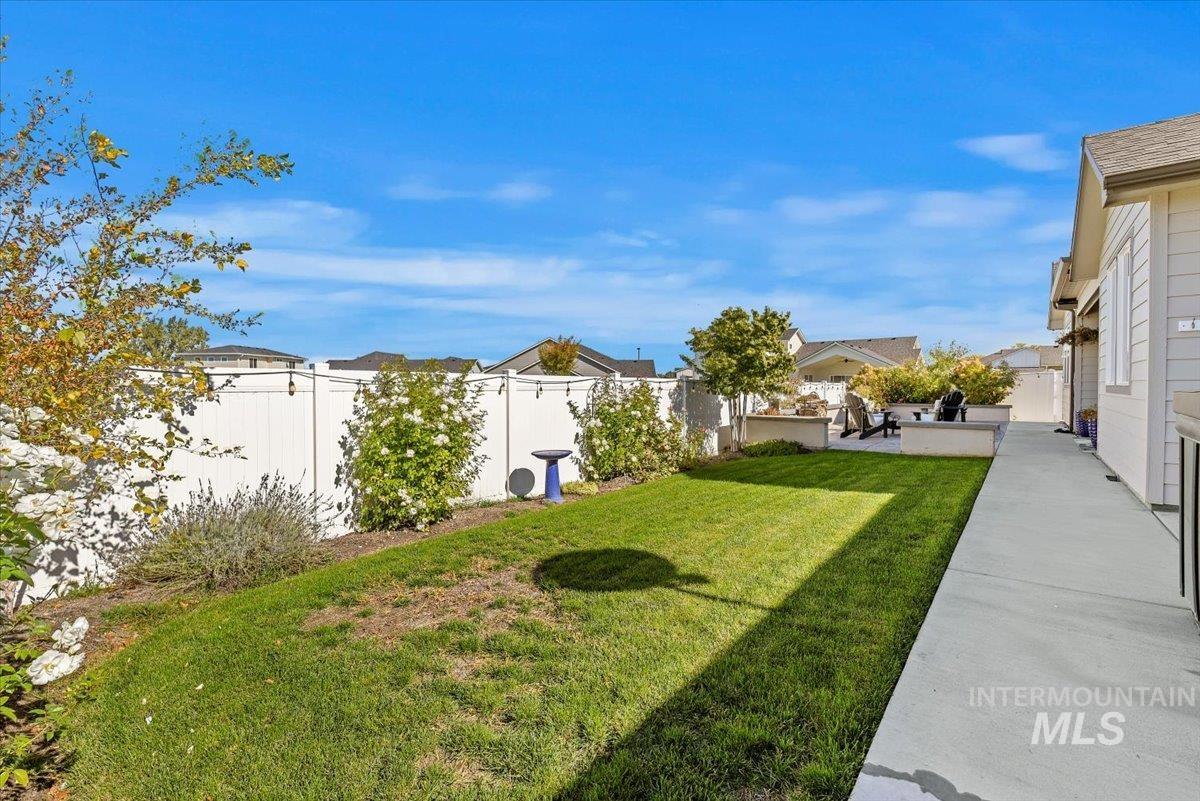 Nampa, Idaho, 83687, United States, 4 Bedrooms Bedrooms, ,Residential,For Sale,1970724