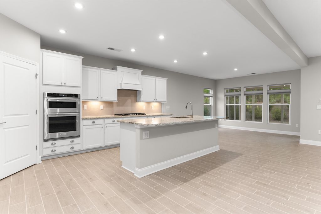 Greensboro, Georgia, 30642, United States, 3 Bedrooms Bedrooms, ,4 BathroomsBathrooms,Residential,For Sale,1705219