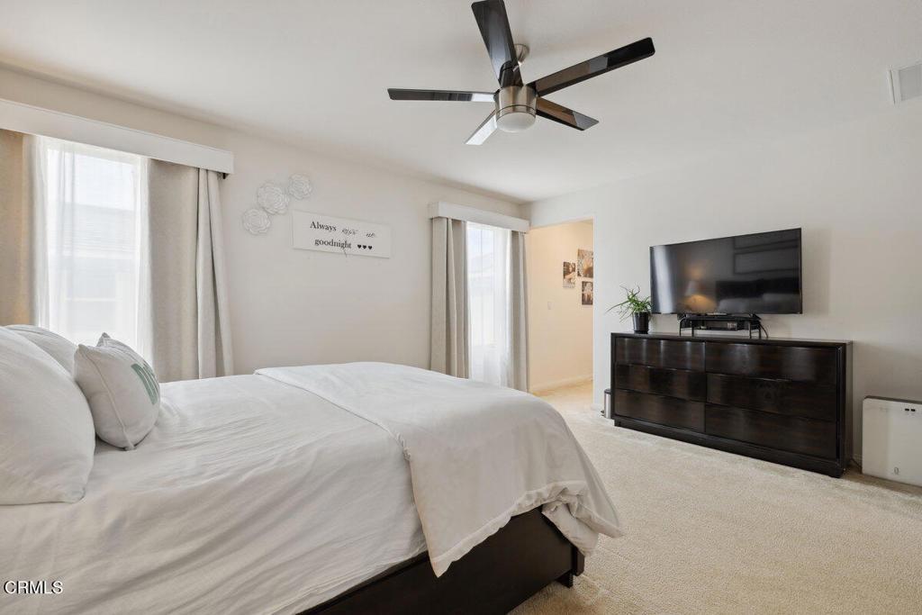 Santa Paula, California, 93060, United States, 3 Bedrooms Bedrooms, ,3 BathroomsBathrooms,Residential,For Sale,1938195