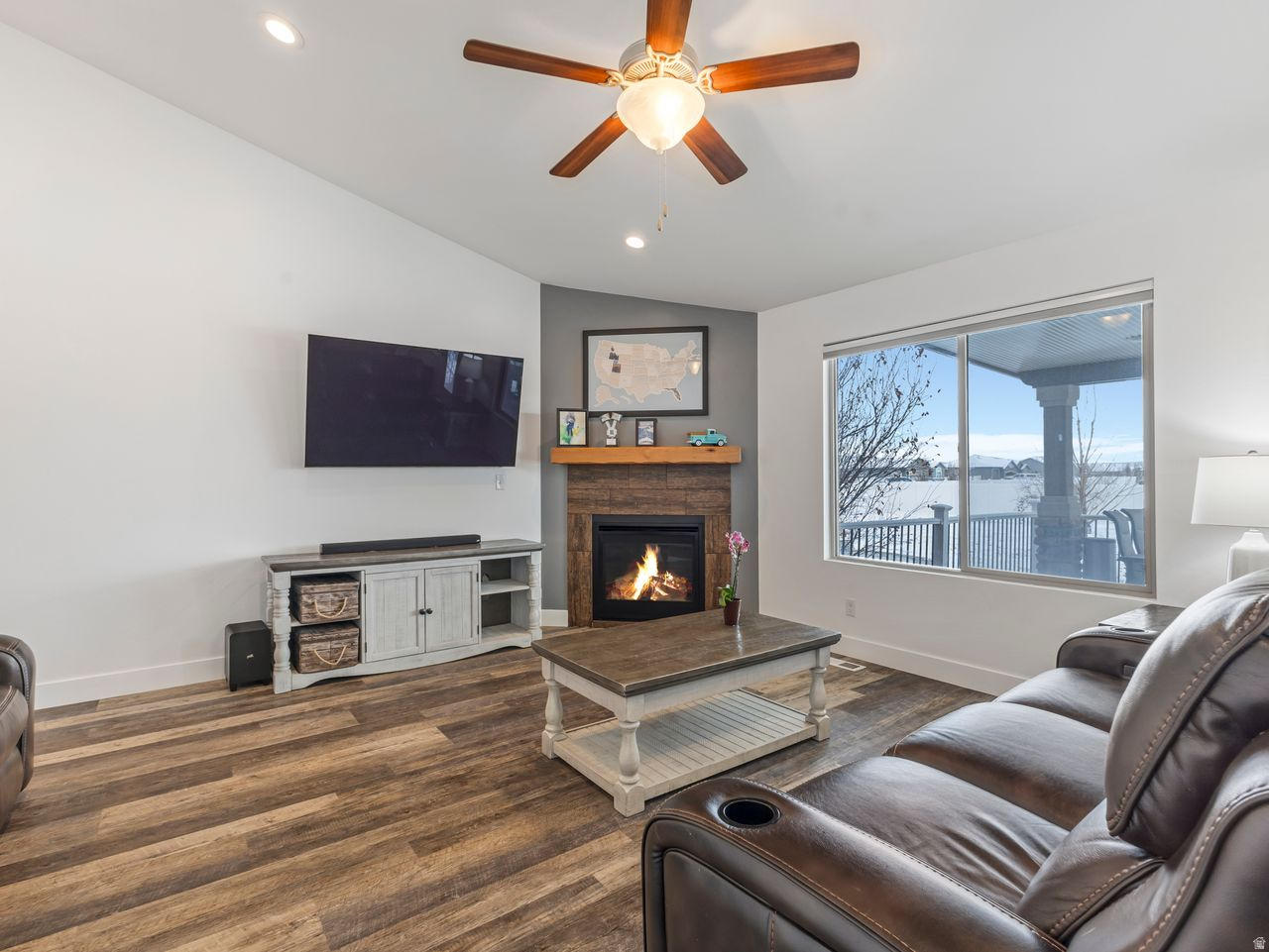 Grantsville, Utah, 84029, United States, 6 Bedrooms Bedrooms, ,3 BathroomsBathrooms,Residential,For Sale,2003482