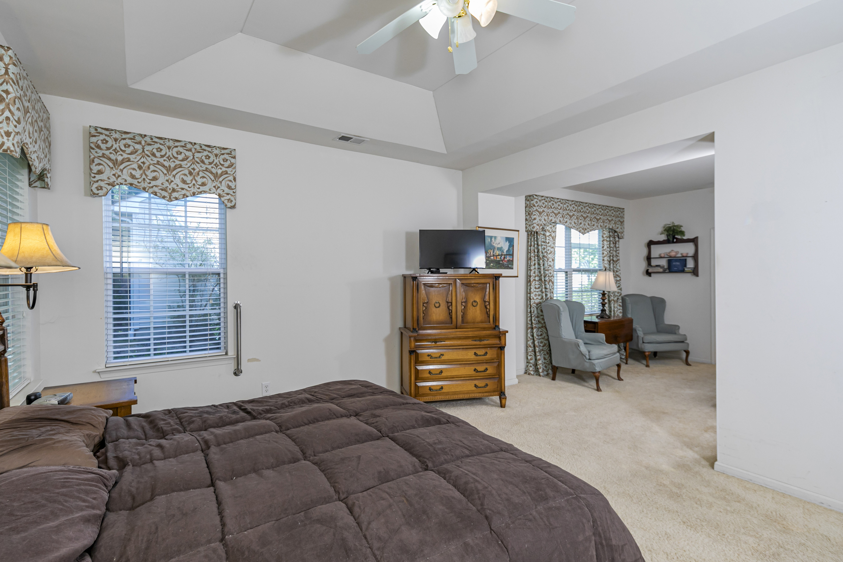 Spacious Wellington Manor Home w/ Loft, Screened Porch & 1st Floor Primary Suite - 物件實景