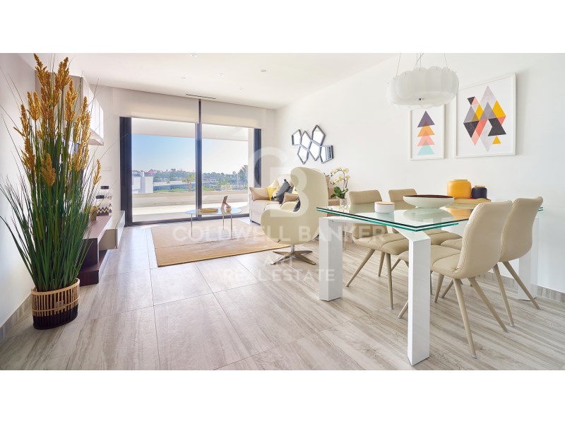 Estepona, Andalusia, ES, 2 Bedrooms Bedrooms, ,2 BathroomsBathrooms,Residential,For Sale,1911376