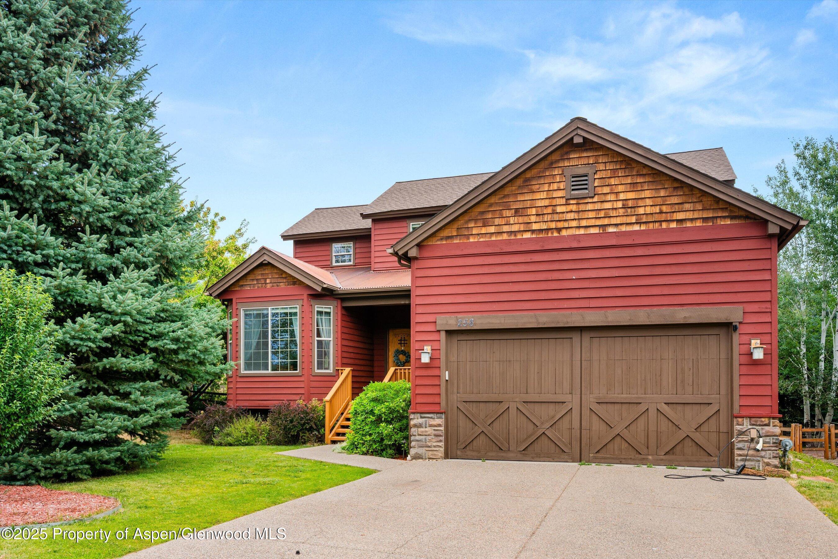 New Castle, Colorado, 81647, United States, 5 Bedrooms Bedrooms, ,4 BathroomsBathrooms,Residential,For Sale,1906868