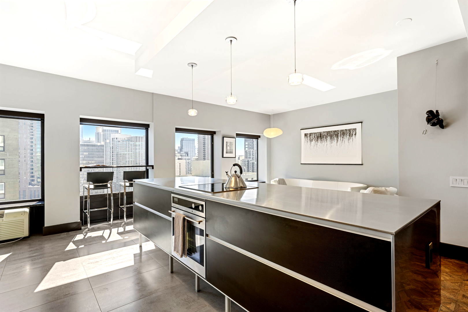 Chicago, Illinois, 60611, United States, 2 Bedrooms Bedrooms, ,3 BathroomsBathrooms,Residential,For Sale,1730203