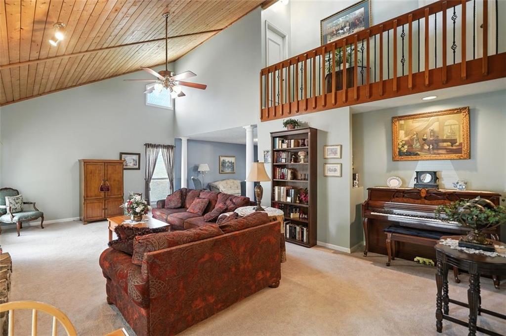 Roswell, Georgia, 30076, United States, 5 Bedrooms Bedrooms, ,4 BathroomsBathrooms,Residential,For Sale,1917059