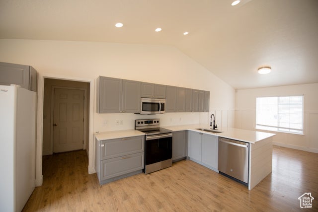 Provo, Utah, 84601, United States, 5 Bedrooms Bedrooms, ,3 BathroomsBathrooms,Residential,For Sale,1975017