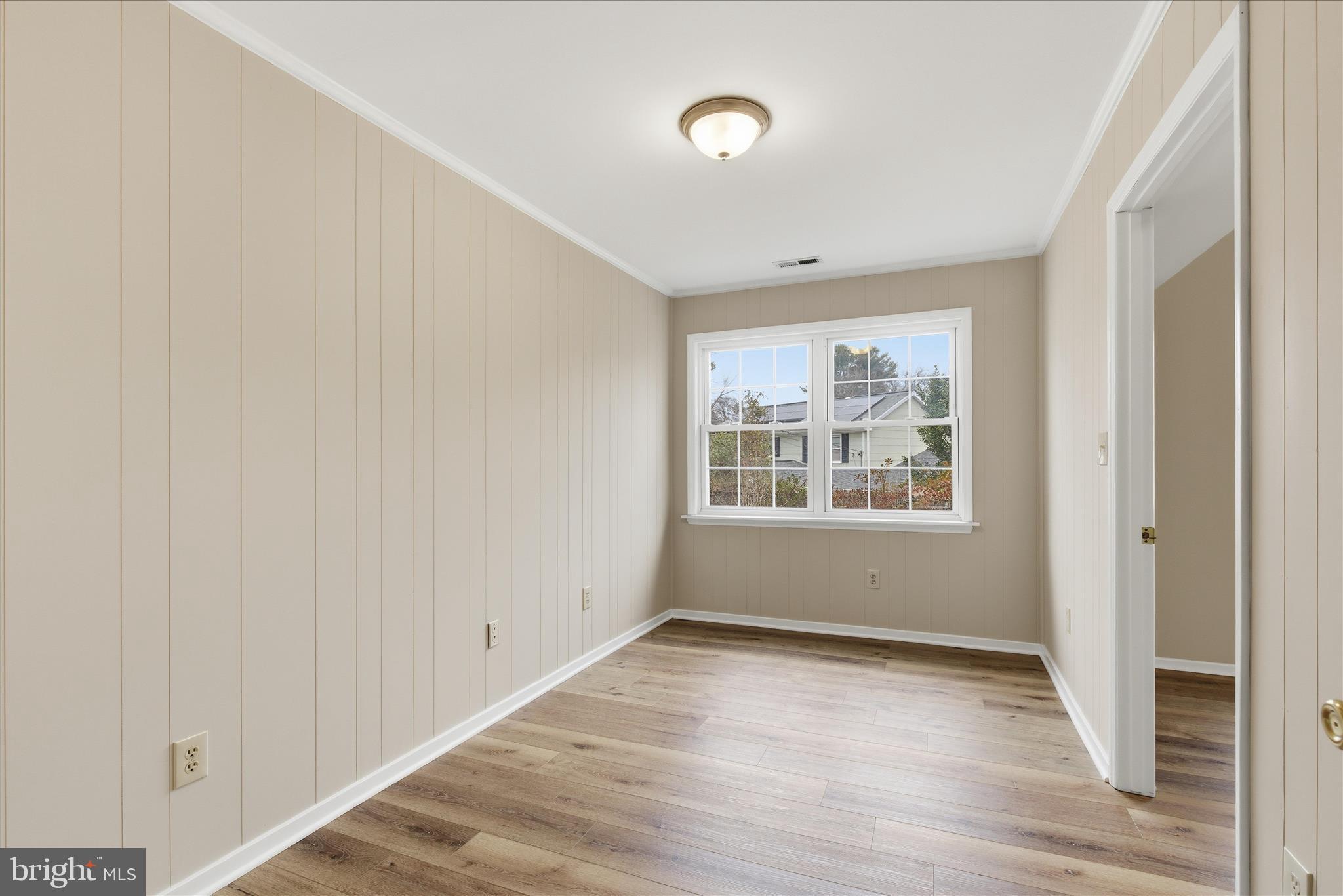 Bowie, Maryland, 20715, United States, 5 Bedrooms Bedrooms, ,3 BathroomsBathrooms,Residential,For Sale,2009655