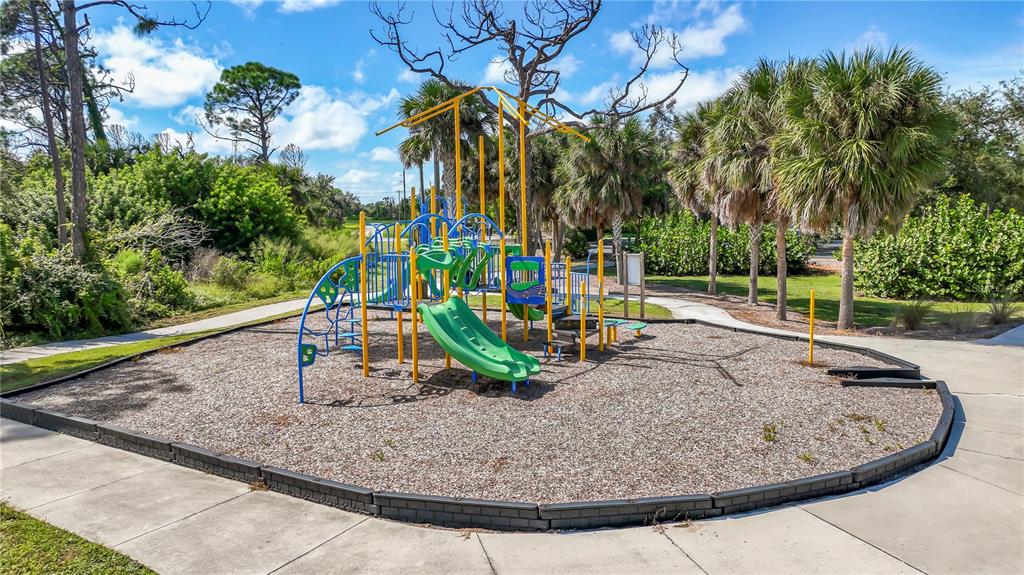 Port Charlotte, Florida, 33981, United States, 6 Bedrooms Bedrooms, ,4 BathroomsBathrooms,Residential,For Sale,1870539