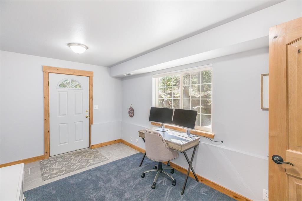 Lake Almanor Country Club, California, 96137, United States, 3 Bedrooms Bedrooms, ,2 BathroomsBathrooms,Residential,For Sale,1961541