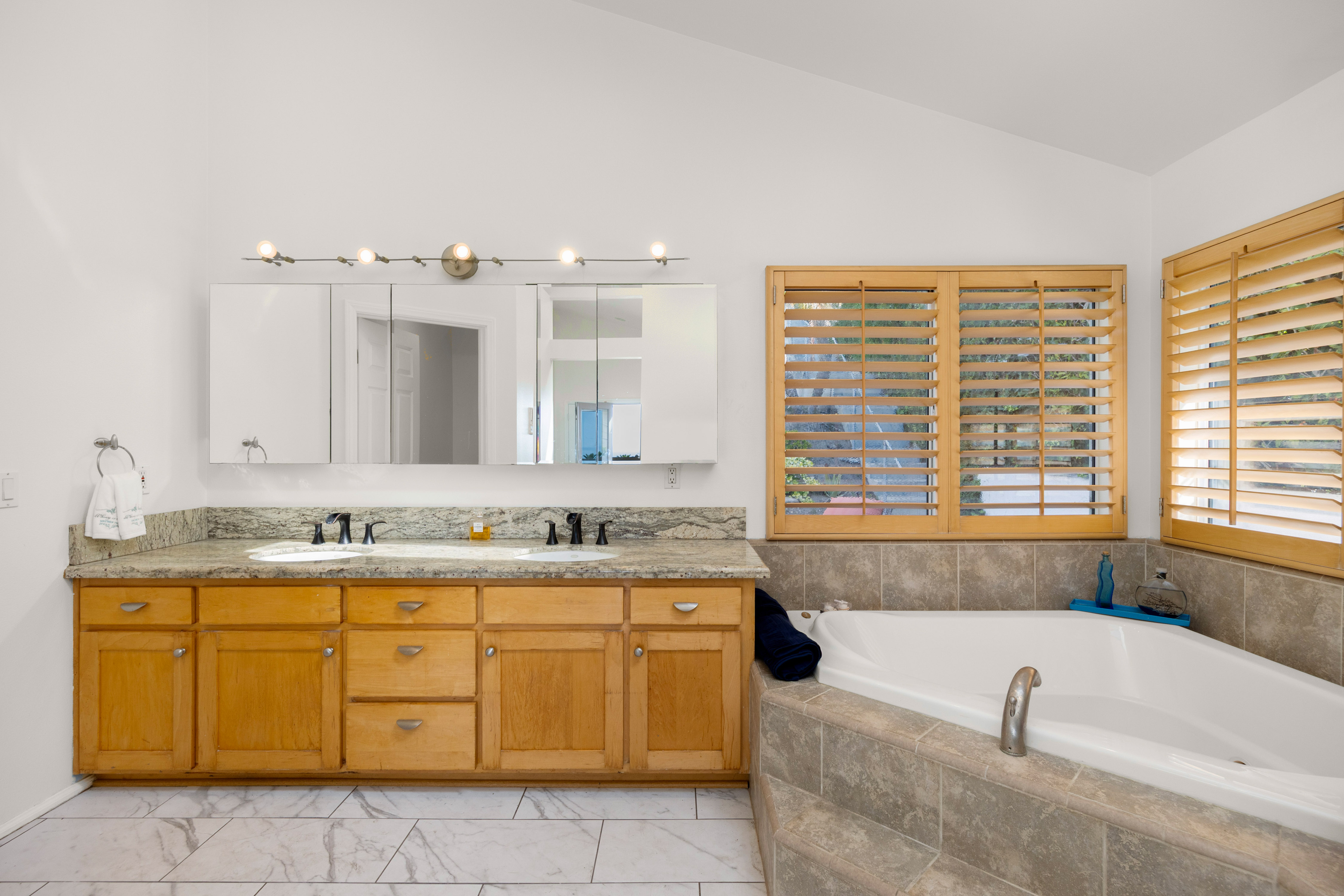  1468 West 37th Street, Los Angeles, CA 90731 - 物件實景