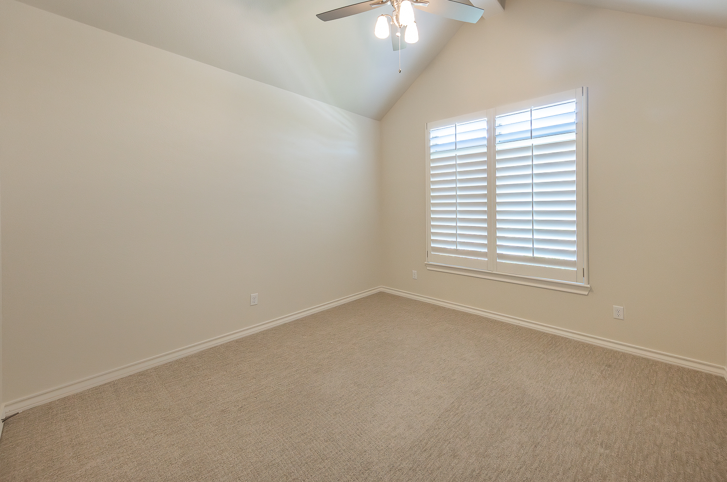 Lubbock, Texas, 79423, United States, 4 Bedrooms Bedrooms, ,3 BathroomsBathrooms,Residential,For Sale,1859546