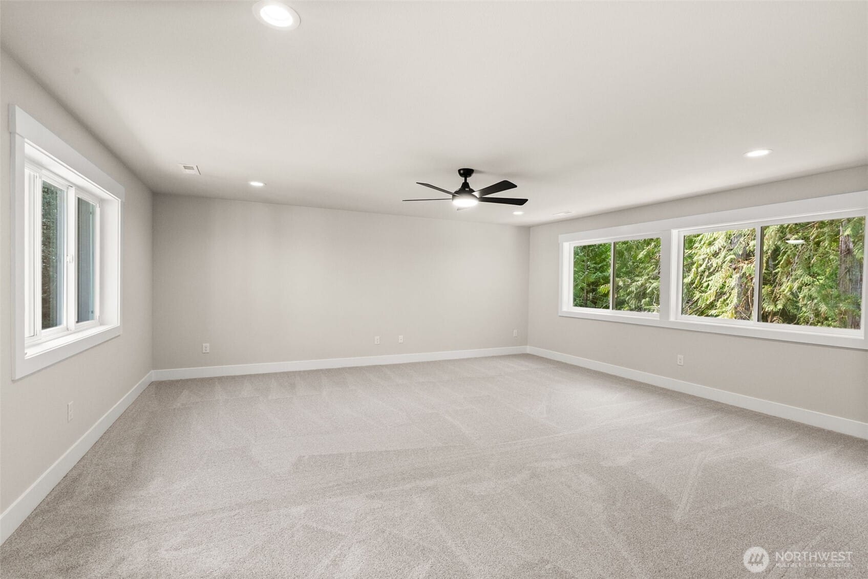 Olympia, Washington, 98502, United States, 4 Bedrooms Bedrooms, ,2 BathroomsBathrooms,Residential,For Sale,1848524