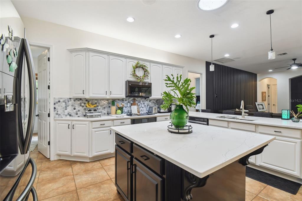 Hudson, Florida, 34669, United States, 4 Bedrooms Bedrooms, ,3 BathroomsBathrooms,Residential,For Sale,1869987