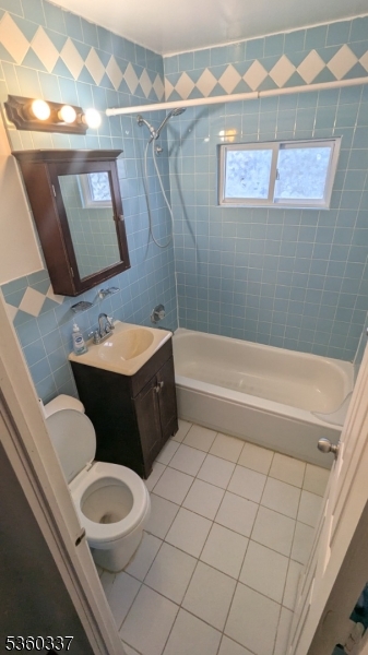 Rahway City, New Jersey, 07065, United States, 4 Bedrooms Bedrooms, ,2 BathroomsBathrooms,Residential,For Sale,1907519