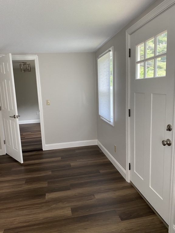 Groveland, Massachusetts, 01834, United States, 5 Bedrooms Bedrooms, ,3 BathroomsBathrooms,Residential,For Sale,1909322