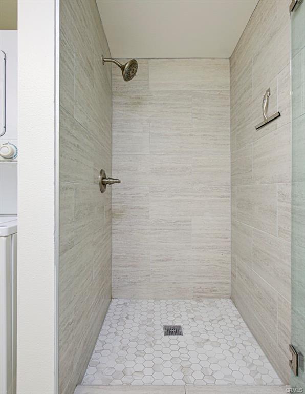 Laguna Woods, California, 92637, United States, 2 Bedrooms Bedrooms, ,1 BathroomBathrooms,Residential,For Sale,1999201