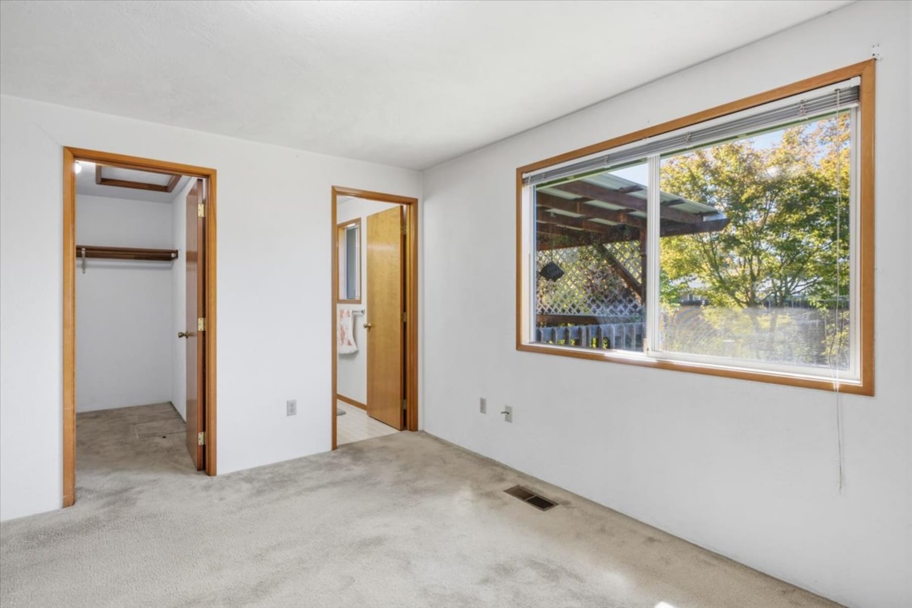  3031 Cheltenham Way Medford, OR 97504 - 物件實景