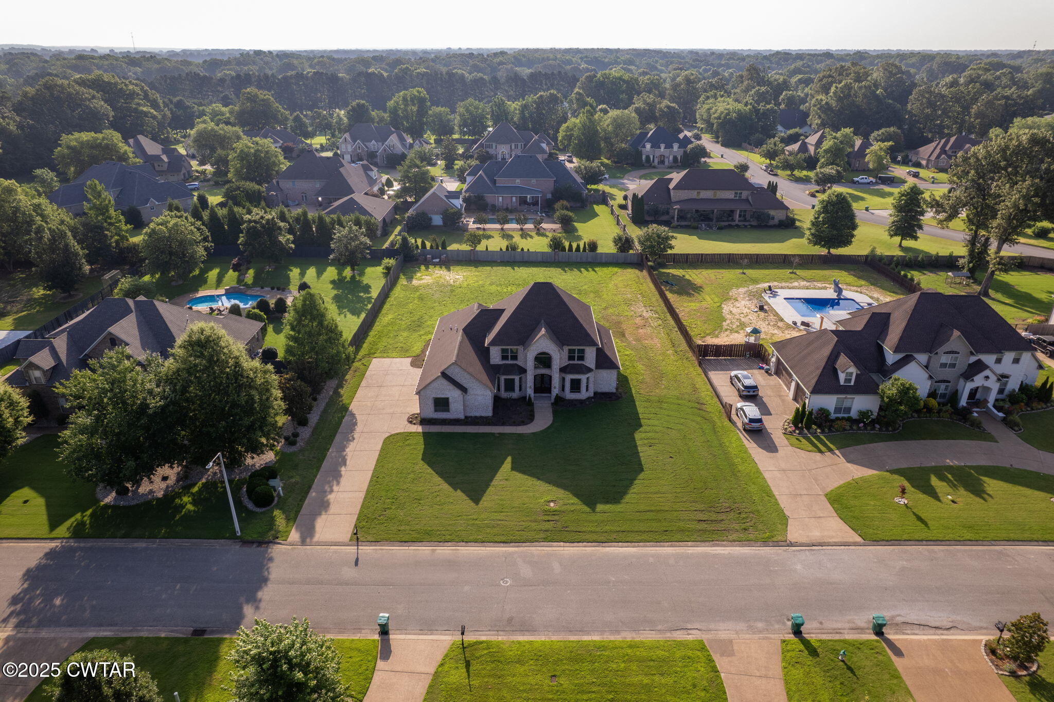 Jackson, Tennessee, 38305, United States, 5 Bedrooms Bedrooms, ,4 BathroomsBathrooms,Residential,For Sale,1868801