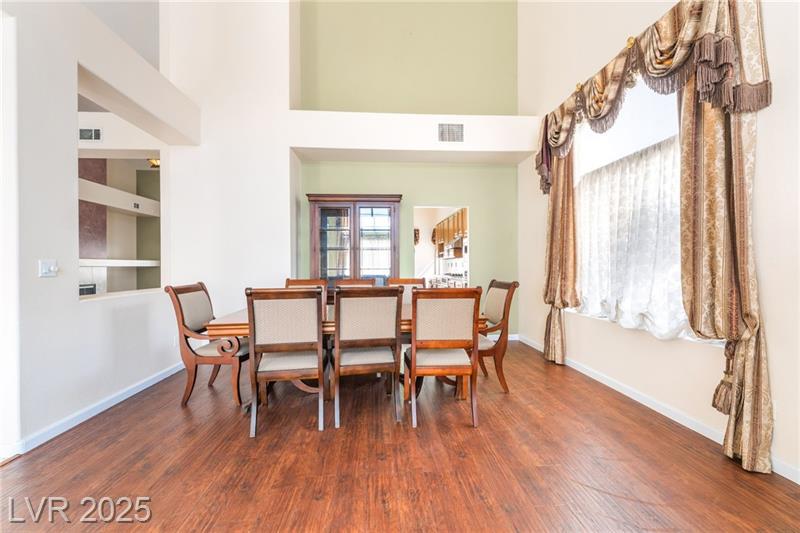 Las Vegas, Nevada, 89110, United States, 6 Bedrooms Bedrooms, ,3 BathroomsBathrooms,Residential,For Sale,1987091