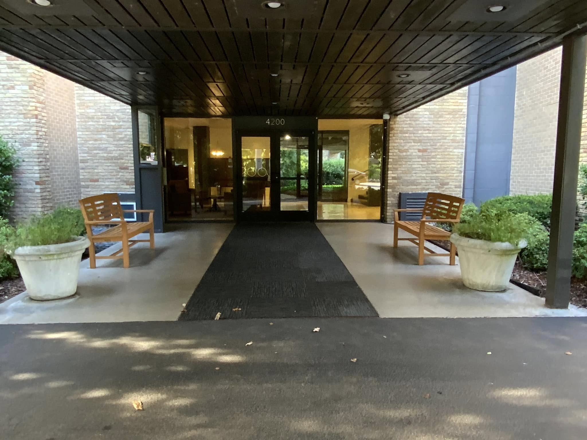 End Ave, Nashville, TN 37205