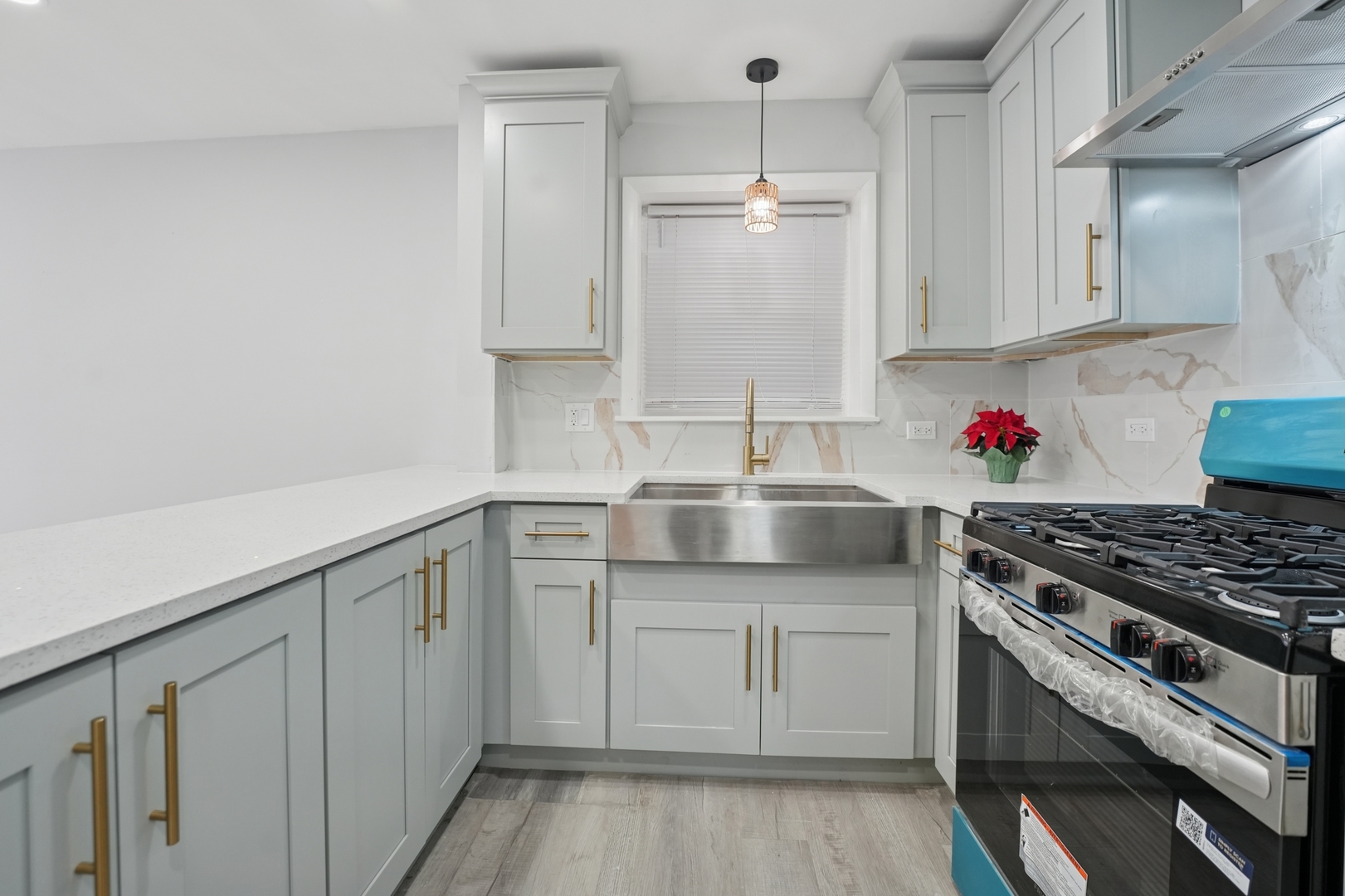 Cicero, Illinois, 60804, United States, 8 Bedrooms Bedrooms, ,Residential,For Sale,2000949