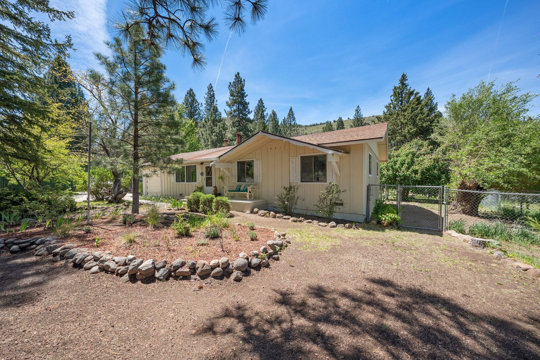  Sweet home on 1.24 acres in Sierra Brooks - 物件實景