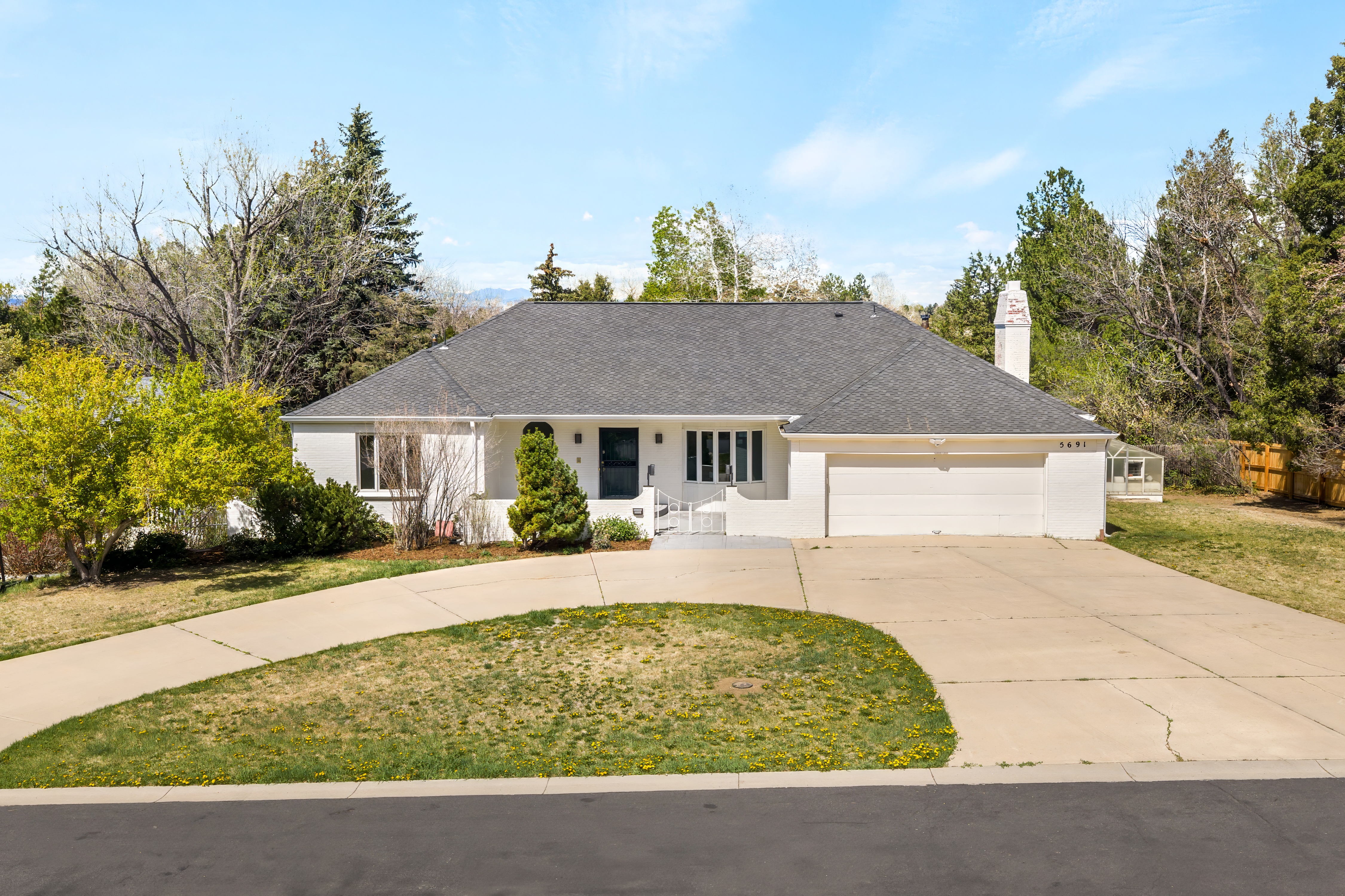  Expansive Southmoor Vista Ranch with Endless Potential - 物件實景