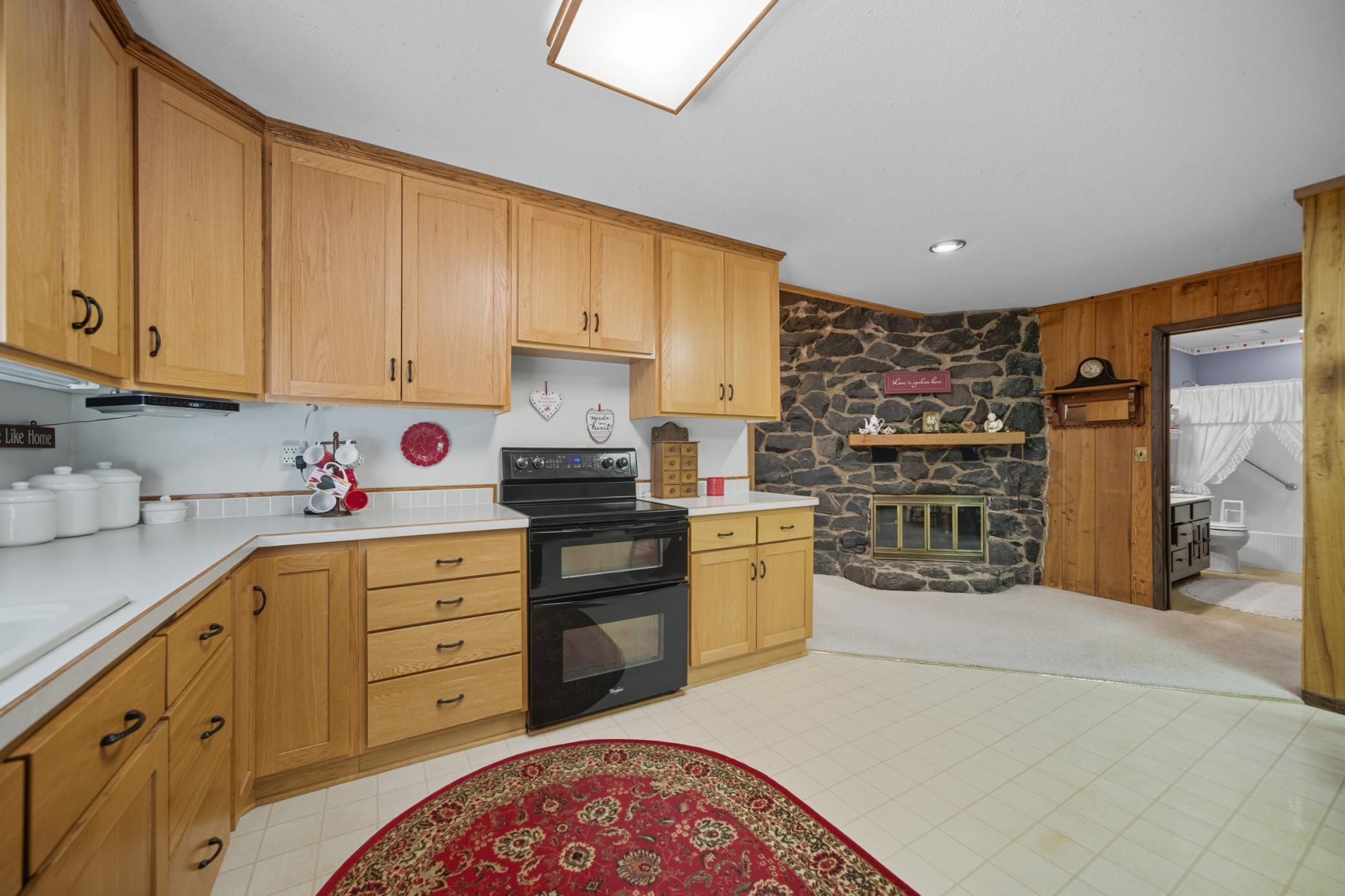 Warren Twp, Wisconsin, 54023, United States, 3 Bedrooms Bedrooms, ,1 BathroomBathrooms,Residential,For Sale,1961438