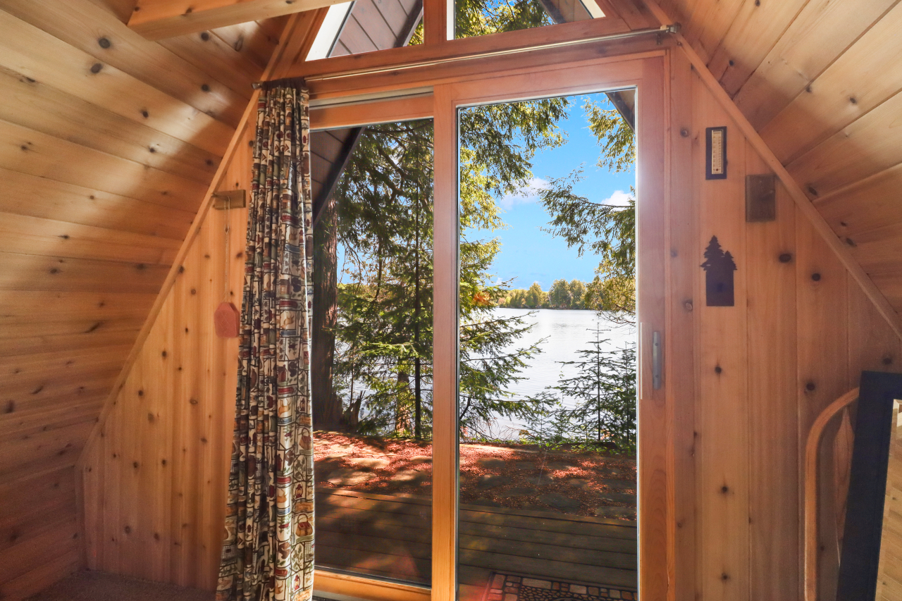 Watersmeet, Michigan, 49969, United States, 1 Bedroom Bedrooms, ,1 BathroomBathrooms,Residential,For Sale,2049424