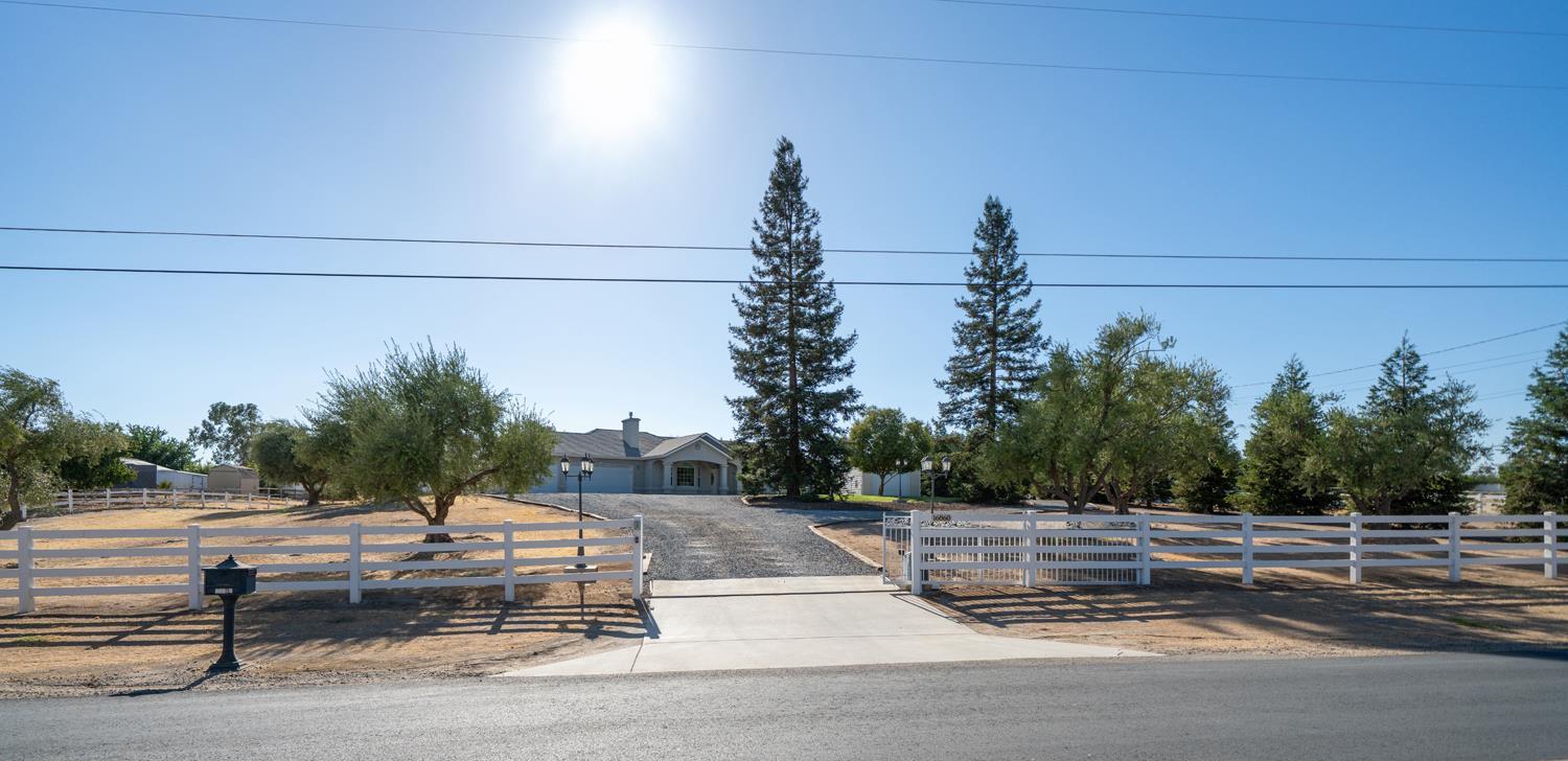 Madera, California, 93636, United States, 4 Bedrooms Bedrooms, ,3 BathroomsBathrooms,Residential,For Sale,1920863
