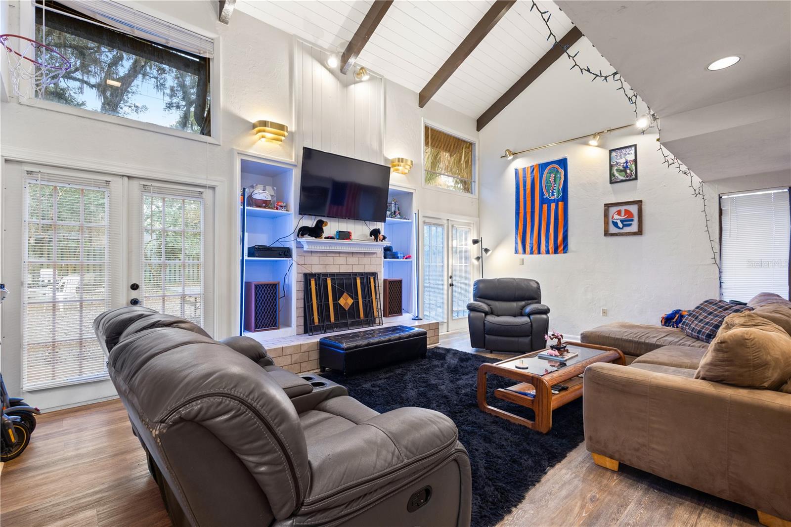 Gainsville, Florida, 32607, United States, 5 Bedrooms Bedrooms, ,4 BathroomsBathrooms,Residential,For Sale,2014852