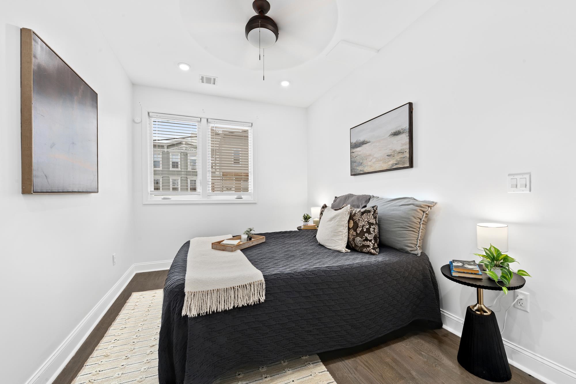 Jersey City, New Jersey, 07307, United States, 3 Bedrooms Bedrooms, ,3 BathroomsBathrooms,Residential,For Sale,1965094